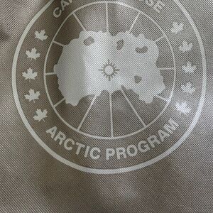 NEW Canada Goose Garment Bag